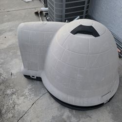 Dog House - Petmate Dog House