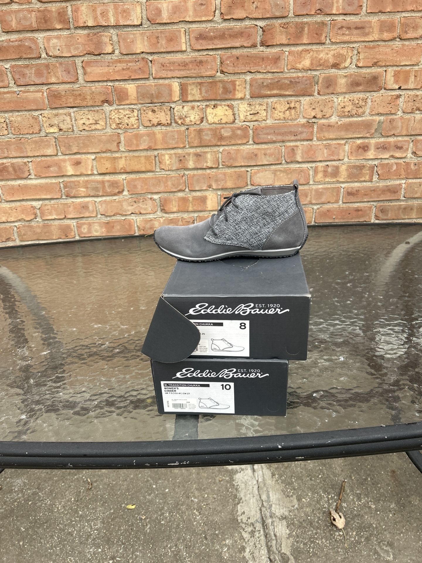 Eddie Bauer Chukka Gray Size 8 & 10