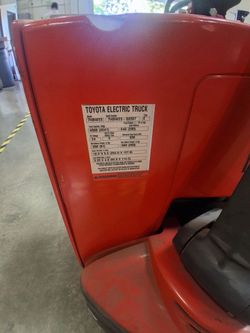 Electric palletjack