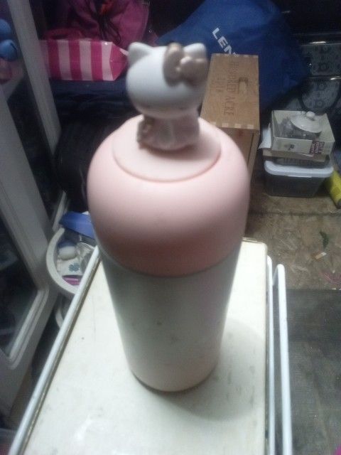 Hello Kitty Cup Thermos And Bank