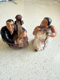 Salt And Pepper Shaker 