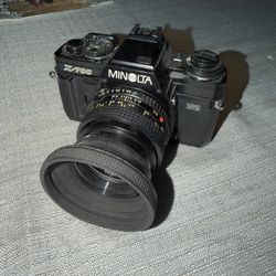 Minolta X-700 35mm SLR 50mm lens