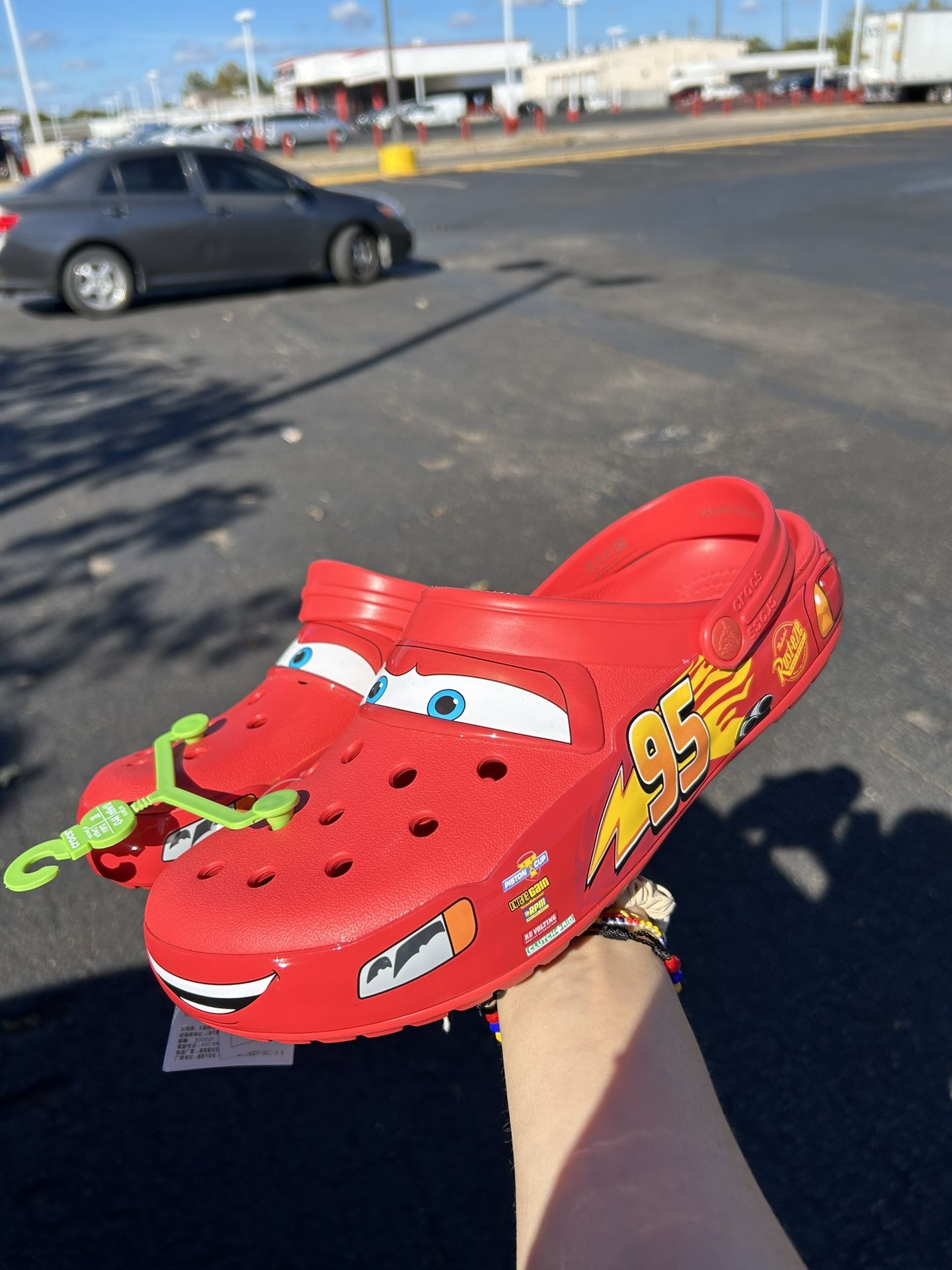 Lightning McQueen Crocs ⚡️ Mens 8,10 Brand new Comes with Receipt