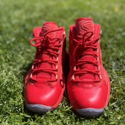 Reebok Teyana Taylor × Question Mid "Primal Red" - Size W10.5
