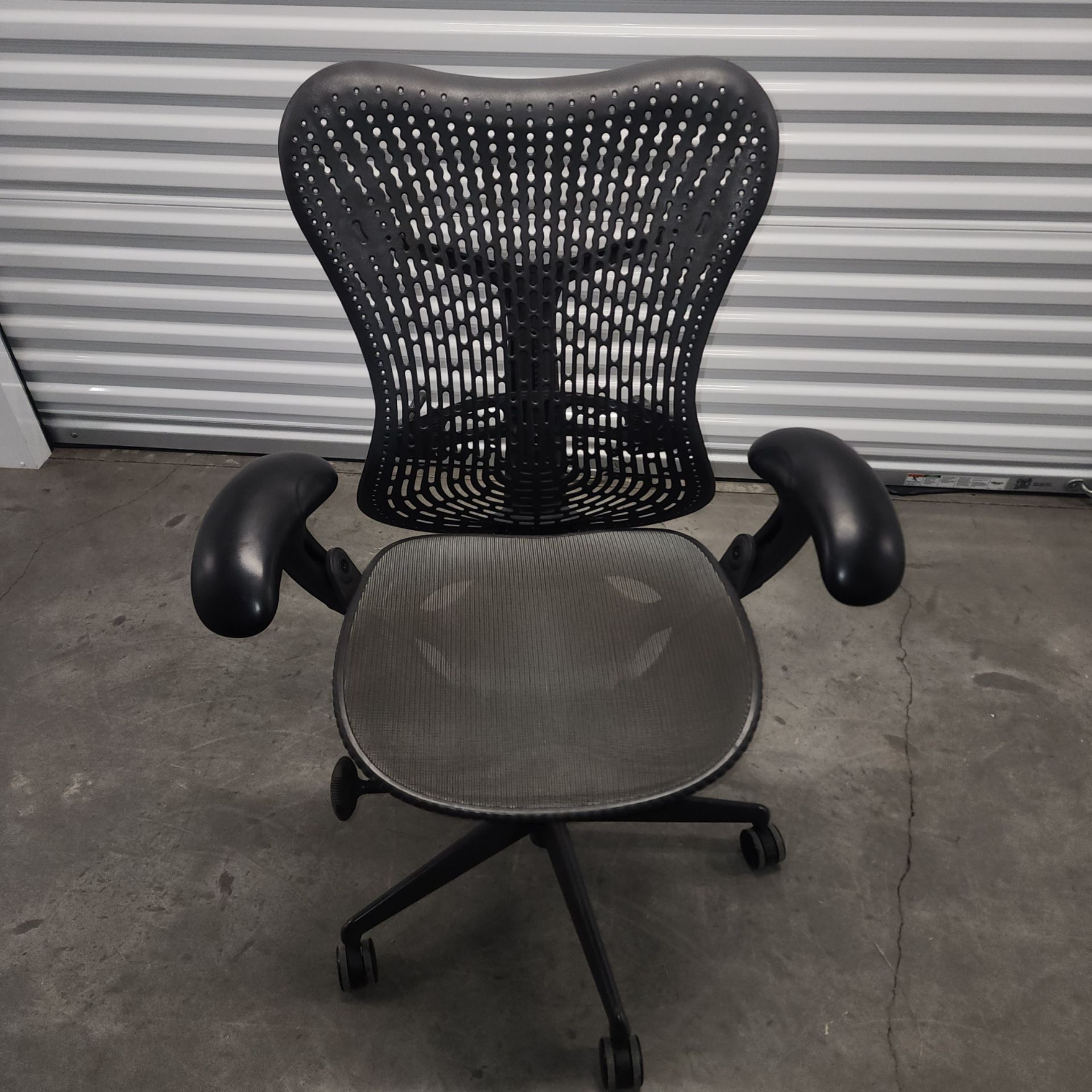 Herman Miller Mirra office/gaming chair