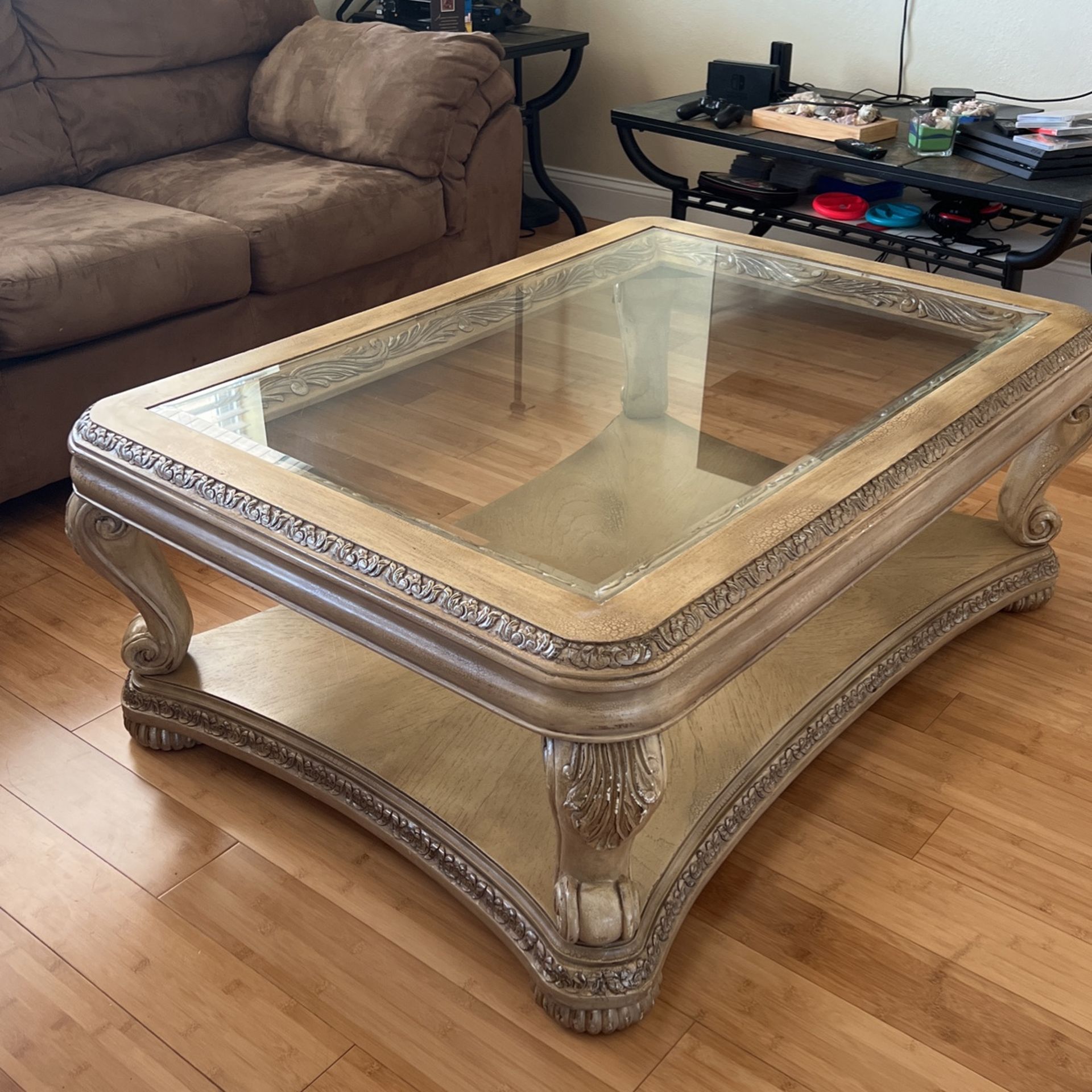 Antique Coffee Table With Lots Details