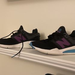 New Balance Women 6.5 Gently Used 