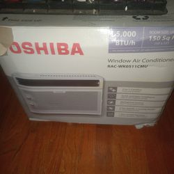TOSHIBA 5000 BTU WINDOW AIR CONDITIONER