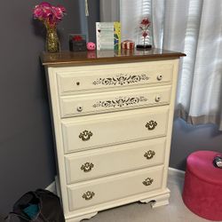 Queen Bed, Dresser, With Mirror, Chest Of Drawers, And Nightstand