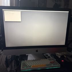 iMac A1312 27inch Late 2009 Model Turns On No Cracks
