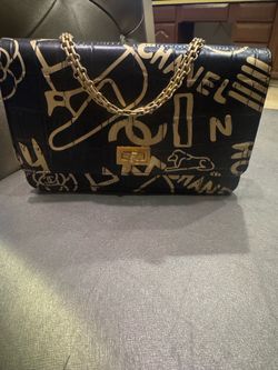 chanel wallet on chain