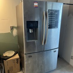 $2,499 New → Stainless Steel French Door Fridge – Doesn’t Cool Anymore, Must Go – $300