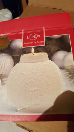 Lenex candle holder
