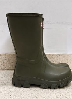 Hunter Micah Green Rain Boots – Gently Used – Excellent Condition