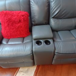 *Weekend Special!!!*---Sleek Madrid Gray Leather Reclining Loveseats---Delivery/$5 Down Financing Available🫡