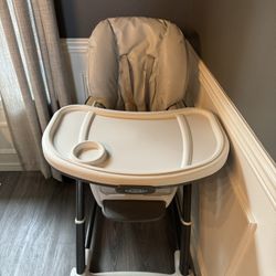 Graco Blossom 6 in 1 Convertible High Chair