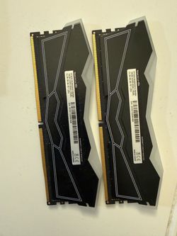 32GB (2x16GB) DDR5 RAM 6000Mhz TForce Delta RGB