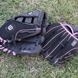 Baseball Gloves 