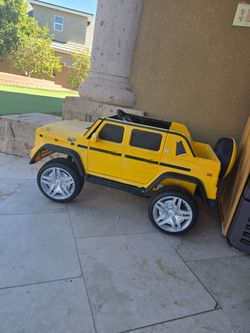 12V Mercedes G-Wagon Kids Ride-On Car – Needs Battery / As-Is