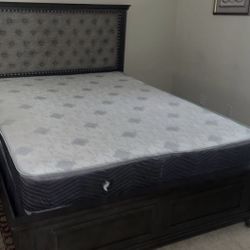 Queen - Size - Frame - With - Mattress