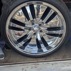 Size 20 245/35z 5lug
