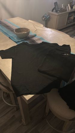 T-shirts- Black