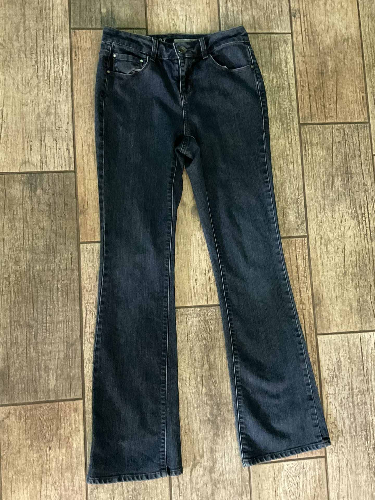 Woman’s DKNY Jeans