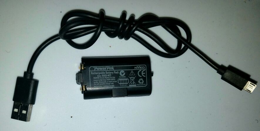 Rechargeable battery for Xbox One controller with charging cord