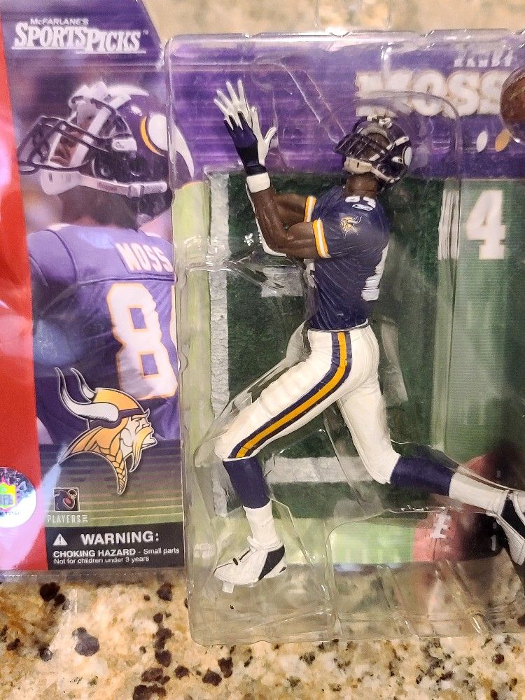 Randy Moss Figure