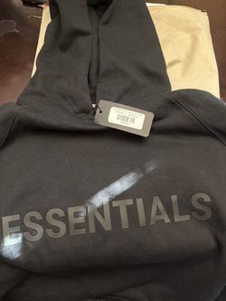 Essential hoodie