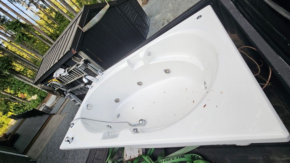 Maax-hydro Swirl Jtd Jacuzzi Tub