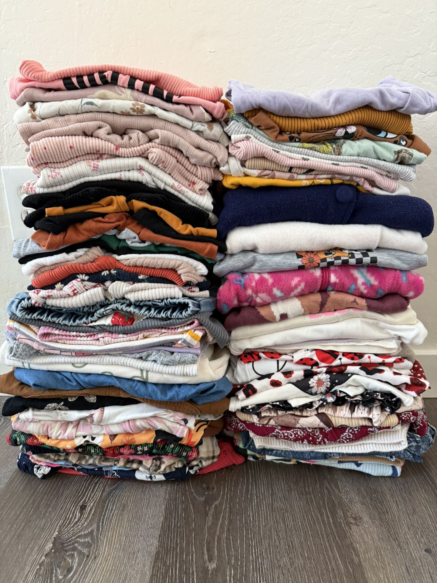 12-18 Months Baby Girl Clothes 110 Pieces $90