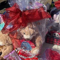 Valentines Gift Basket 