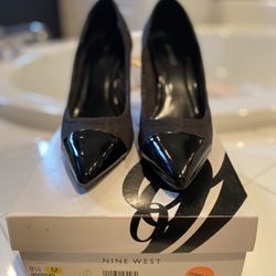 Nine West Black Pumps