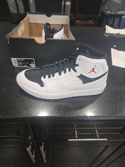 Jordan Jumpman size 10 Mens
