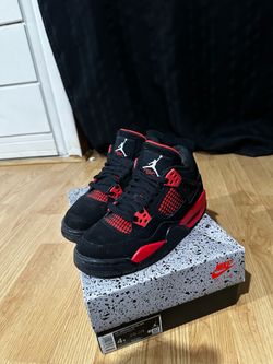 Jordan 4 Red Thunder Size 4Y