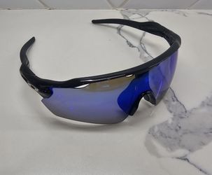 blue oakley sunglasses