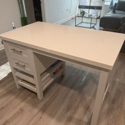 Kitchen Island With 4 Drawers  Must Pick Up