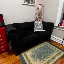 Black Vintage Velvet Loveseat