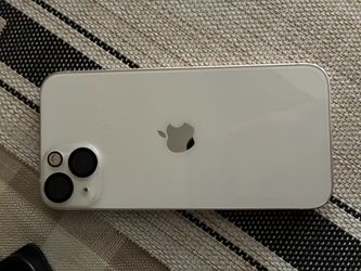 iPhone 13 128 G UNLOCKED