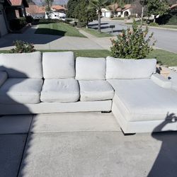 Sofa Mathis Brothers