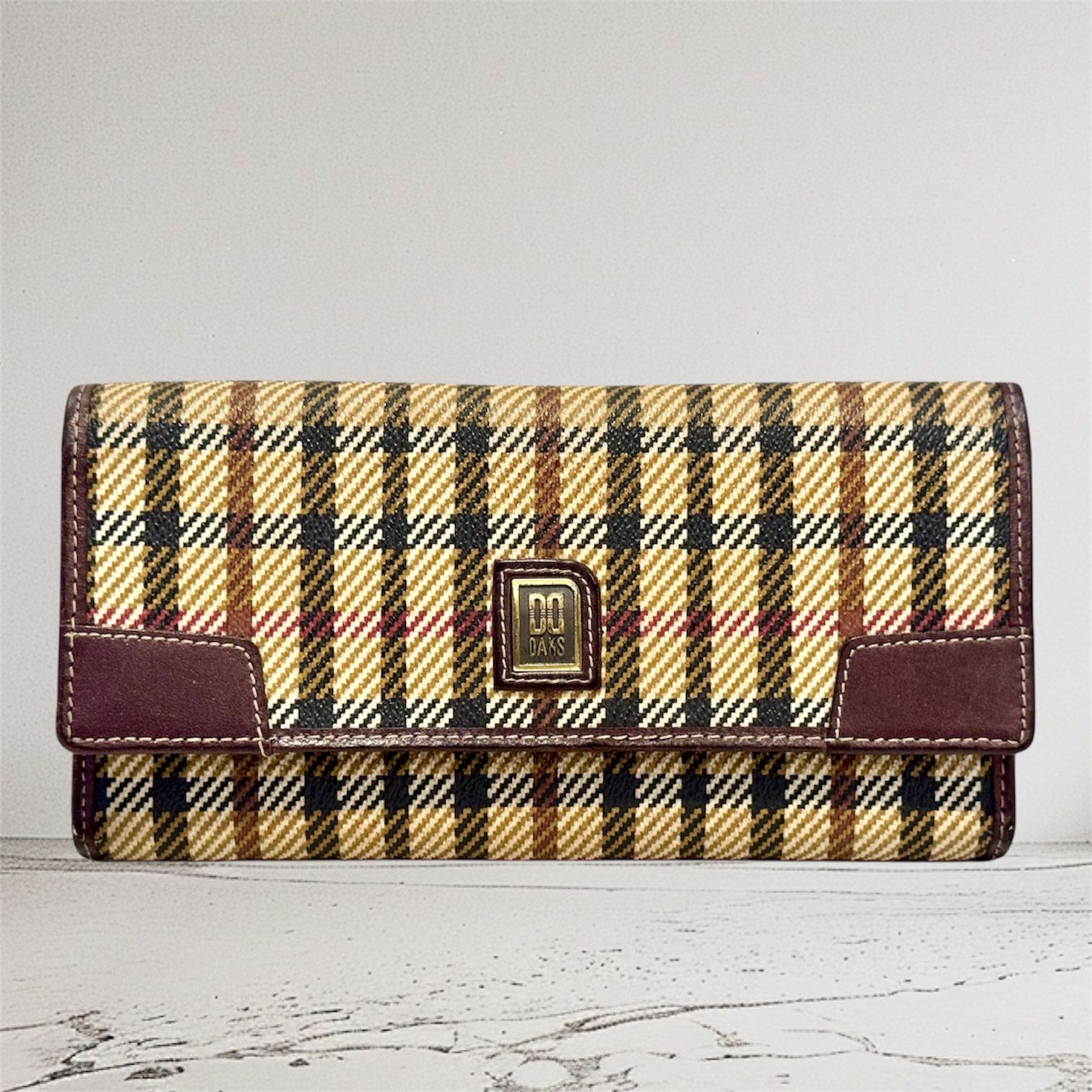 DAKS LONDON TRIFOLD WALLET