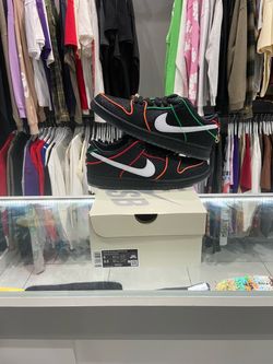 Nike SB Dunk Bronx Girls Skate Size 8