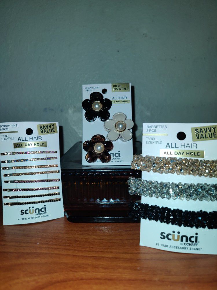 Brand NEW!!! ⬛   Scunci - Hair Care Accessories (((PENDING PICK UP TODAY)))