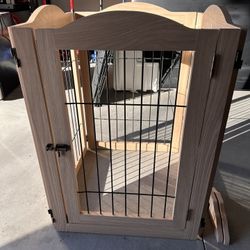 Wooden Dog Gate Freestand