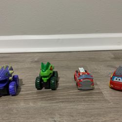 Mini toy vehicles