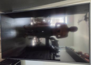 55 inch TV Insignia