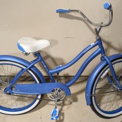 Huffy Marietta & Cranbrook cruiser bike