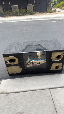 Speaker Box and 2 Subwoofer 500 watts