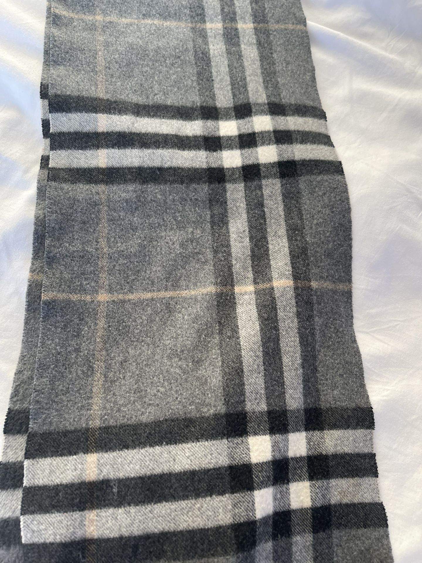 Burberry Cashmere Scarf, Camel Check, New with tags for Sale in Omaha, NE -  OfferUp